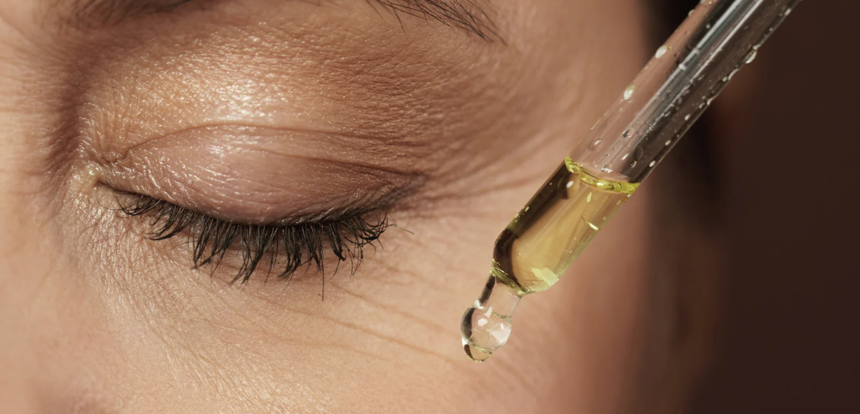 Get Glowing Skin with the Follicly Derma Stamp