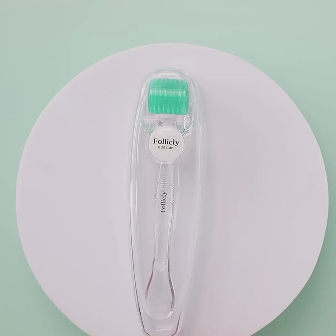Ladda video: Follicly™ Derma Roller - 192 äkta titan-mikronålar
